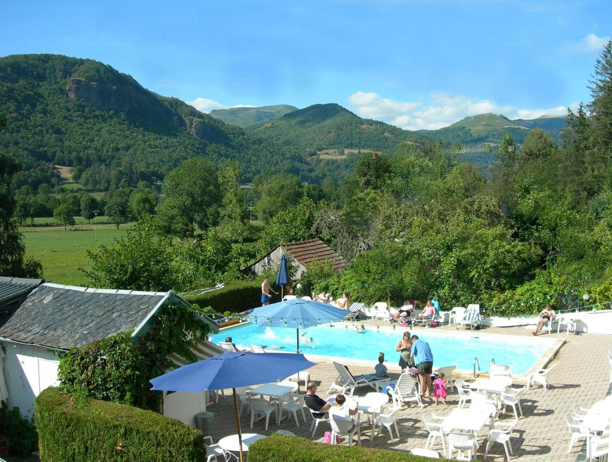 Hotel Et Residence Des Bains Vic-sur-Cère 외부 사진